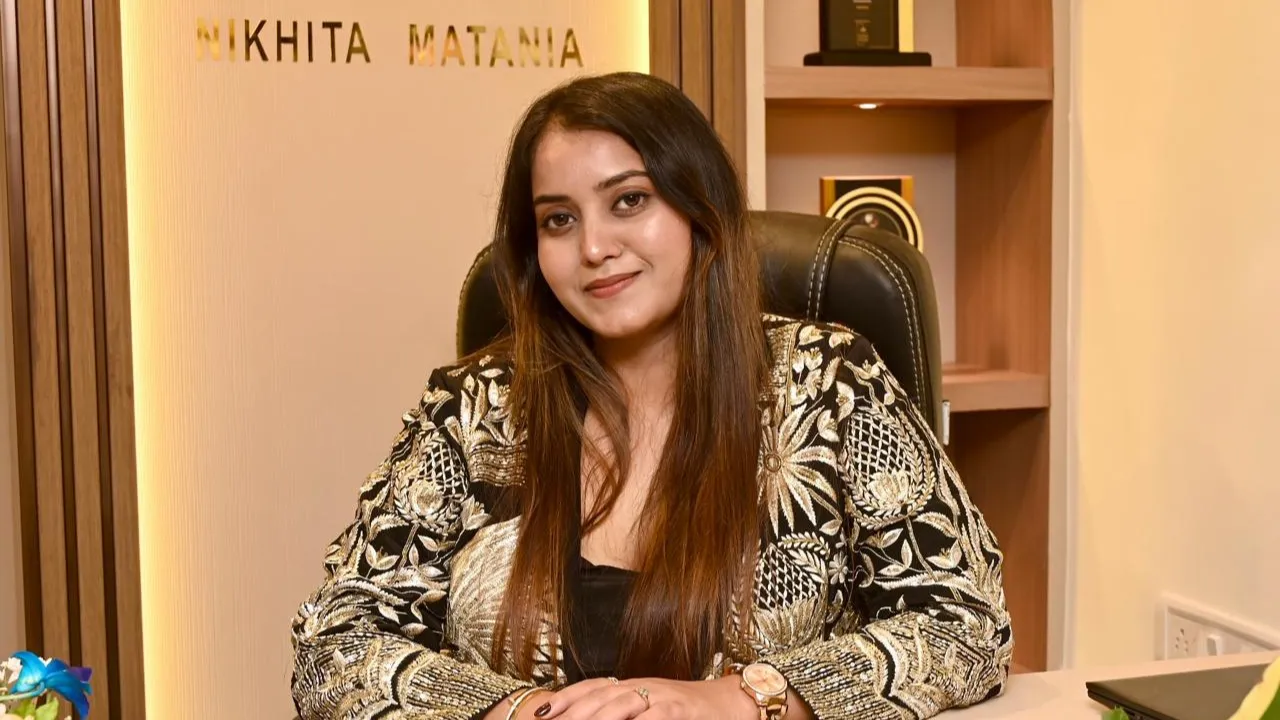 Aureyaa by Nikhita Matania Re-Invents Traditional Ethnic Fashion With Modern Style